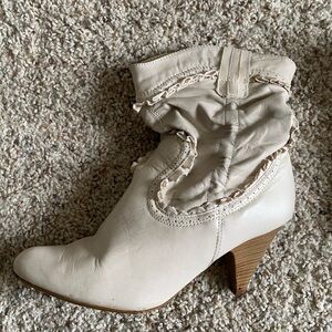 Steve Madden western cowboy boots off white size 10